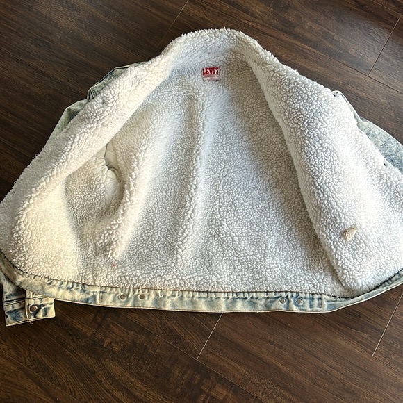Vintage Levi jacket! Sherpa lined - Picture 3 of 4